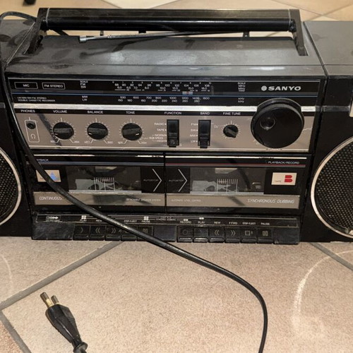 SANYO Vintage Boombox used, portable dual cassette player with FM/MW/LW radio