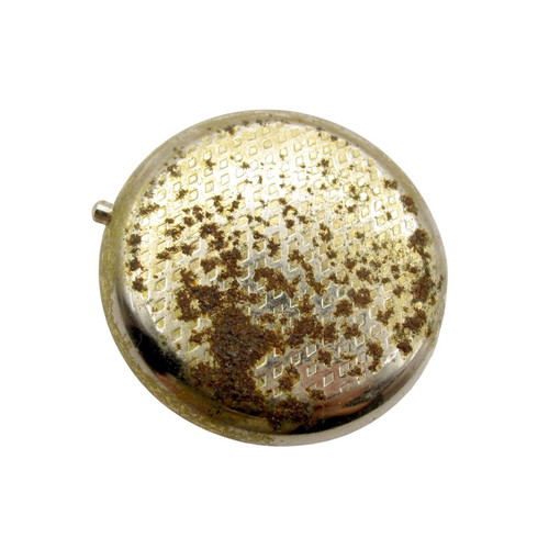 Vintage Cameo Pill Box like new with Romantic Dancing Couple