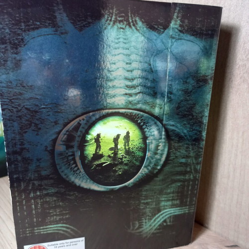 Alien 4 Movies Box Set DVD with English Subtitles like new
