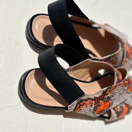 Perlapura leather sandals like new, black, size 40