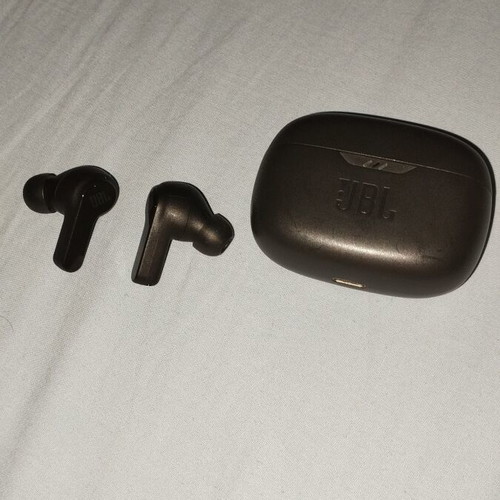 JBL earbuds like new, almost unused