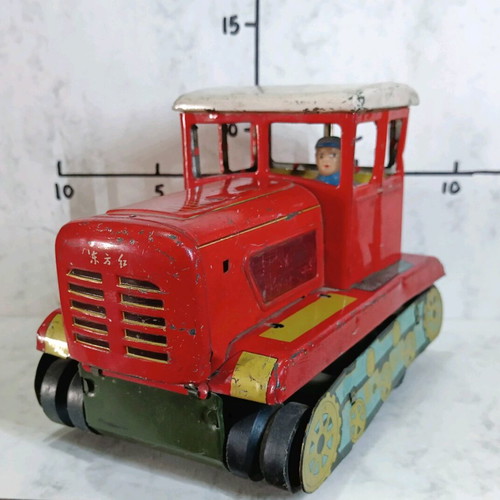 Large tin wind-up toy used, 20x14 cm, 1960s Japan or China