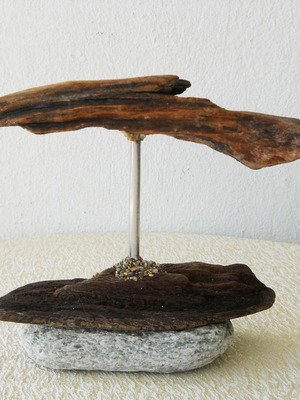 Table decorative fish new with driftwood