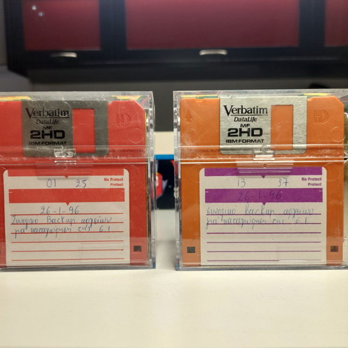 Verbatim DataLife Colours 3.5" Floppy Disks pack of 24 like new