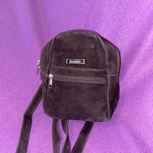 Velvet purple backpack like new, small everyday