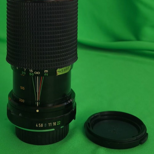 Hanimex Auto MC Zoom 80-200 1:4 Macro lens like new with Minolta MD mount