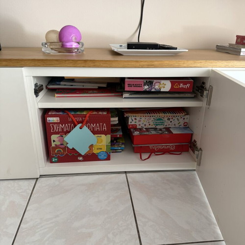 IKEA Besta TV cabinet used with extra oak top surface