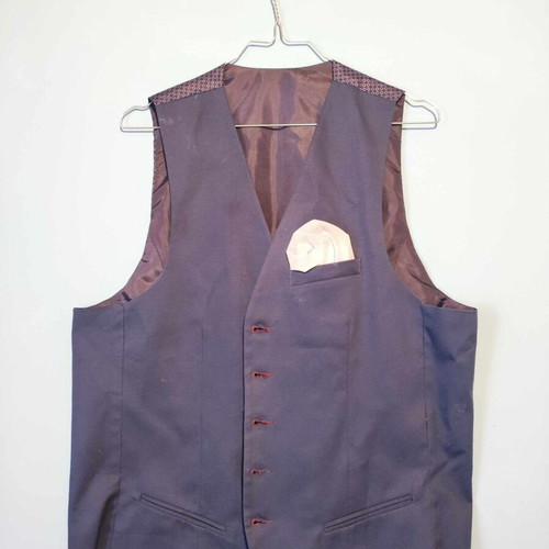 Men's vest purple like new, size Large