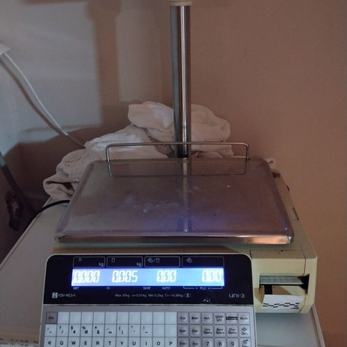 Ishida UNI-3 electronic retail scale with label printer used