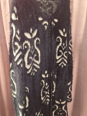 Knitted cardigan new black with fur texture patterns