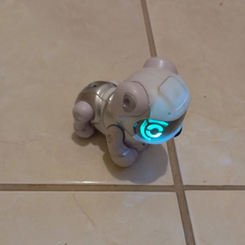Robot dog like new, walks and makes sounds