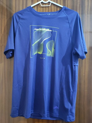 Sports shirt medium like new