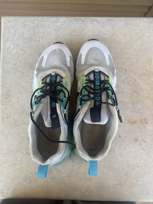 Nike Air Max 270 React shoes used, white and green, size 44