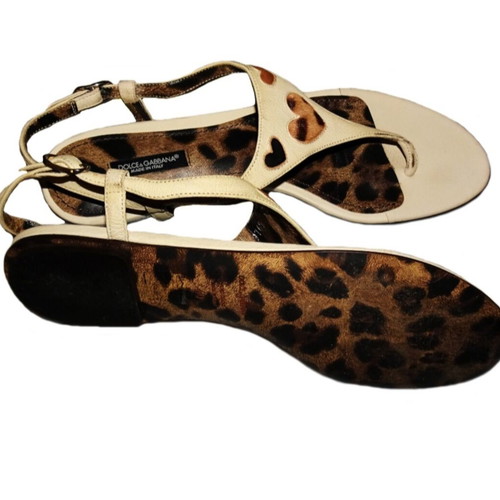 Dolce & Gabbana Leopard Print Leather Sandals like new, size 40