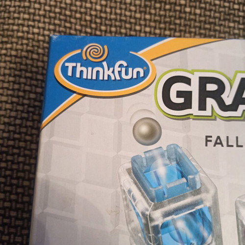 Gravity Maze board game like new by Thinkfun