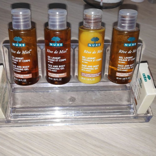 Cosmetic and amenities holder like new, transparent plexiglass