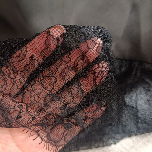 Lace bust blouse new, Zara, black, large/xl with zipper repair needed