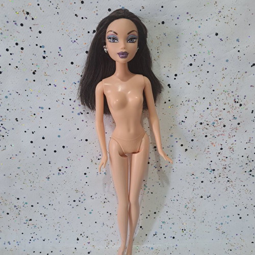 My Scene Shopping Spree Nolee doll used with flaws