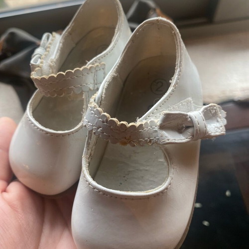 Baby shoes used, size 15-16