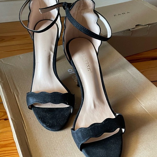 Suede sandals used, black, size 39
