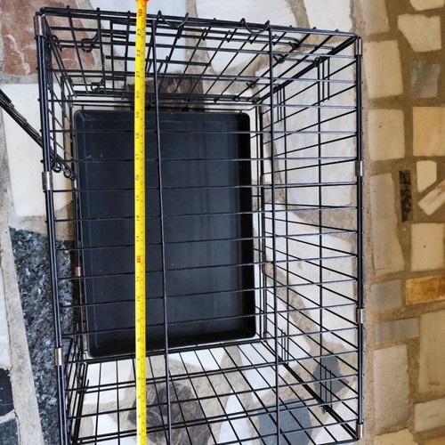 Dog cage like new
