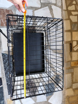 Dog cage like new