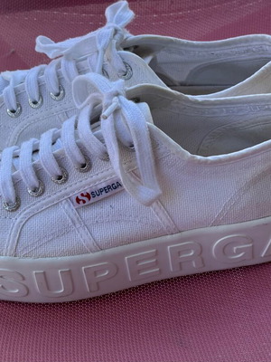 Λευκά platform παπούτσια Superga, μέγεθος 36, ελαφρώς μεταχειρισμένα
