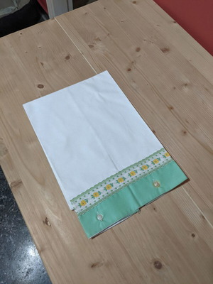 Pillowcases set of 2 60x43cm, like new, one slightly yellowed