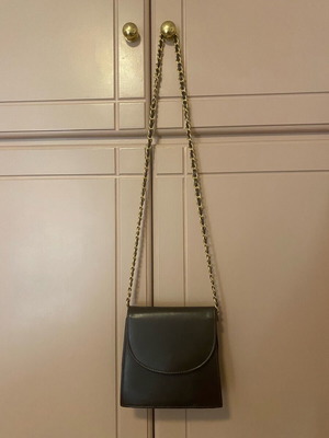 Brown leather crossbody bag like new
