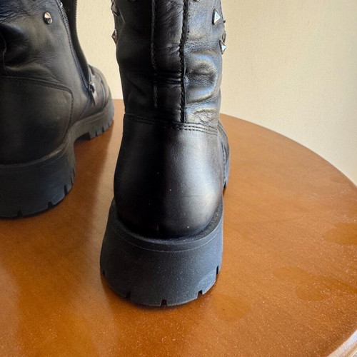 Gianna Kazakou black leather ankle boots like new, size 40