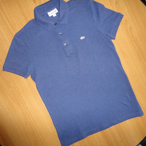 Lacoste men's t-shirt size S like new, blue