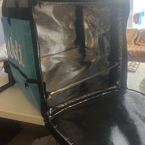 Wolt insulated backpack and food transport box