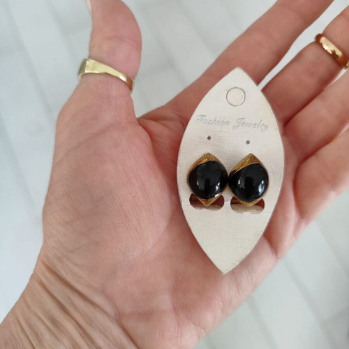 Vintage earrings new, black and gold steel