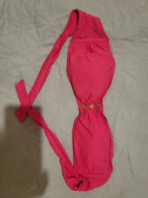 Juicy Couture bikini top like new, fuchsia color, adjustable tie