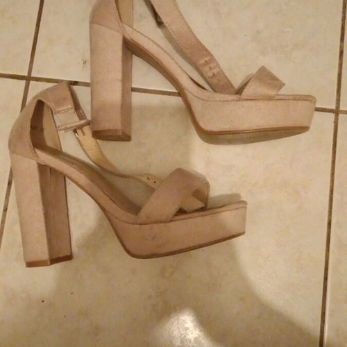 Alta Moda women's high-heeled sandals size 37 used beige