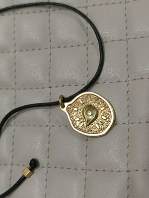 Necklace like new