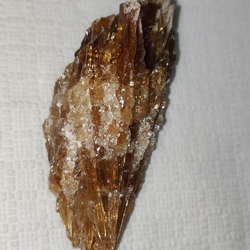 Raw natural amber 38g used, collectible mineral