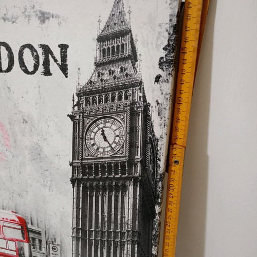 Decorative London-themed canvases like new, pack of 2
