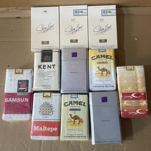 Cigarettes pack of 11 for collectors, new