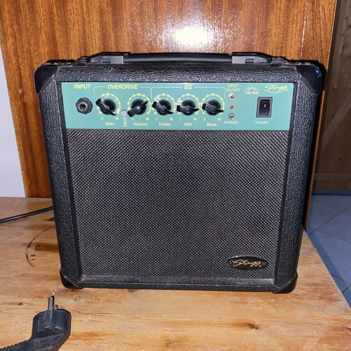 Stagg guitar amplifier like new, 16 watt with cable