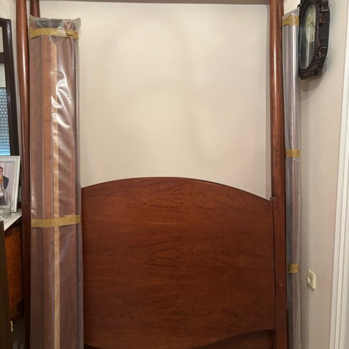 Double bed with canopy made of walnut wood like new 1.20x2.00m