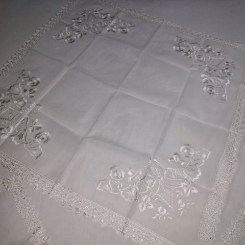 Silk Soufli set new, tablecloth, small napkins, sugar color runner