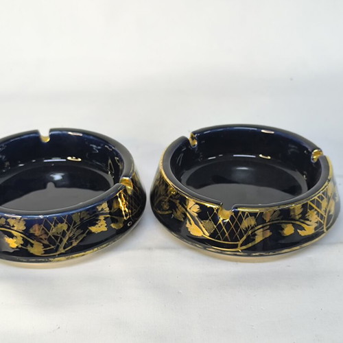 Vintage ashtrays handmade, set of 2, like new