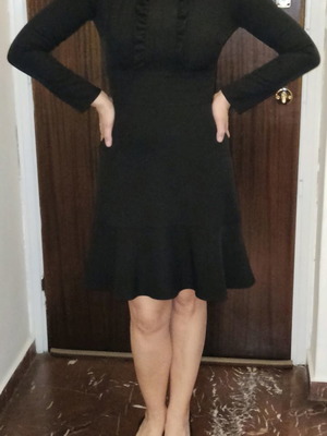 Spell dress size medium, excellent condition, black