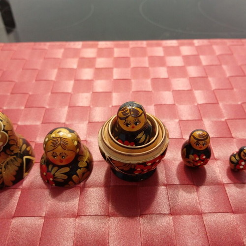 Babushka set of 5 wooden dolls with hand-painted design, new