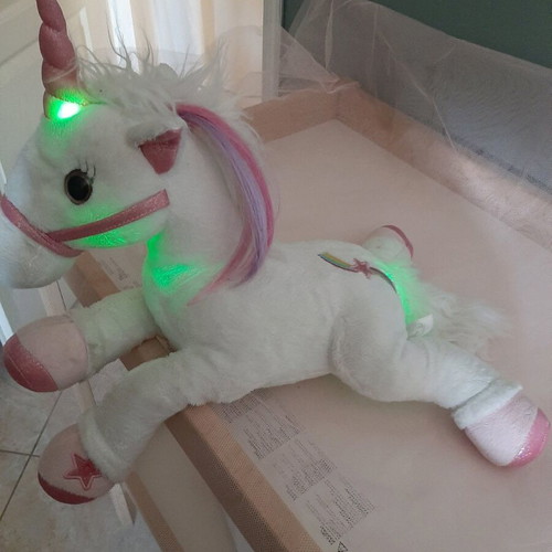 Licabella Unicorn like new with sounds and lights