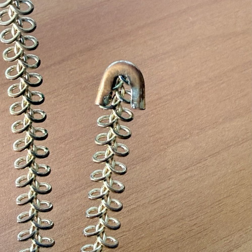 Metal choker gold color Bershka like new