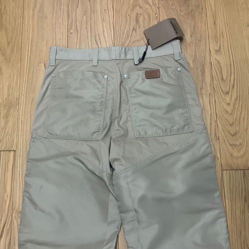 Burberry pants new, model 8015860, beige, size M