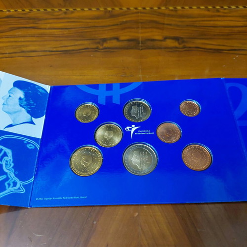 Netherlands euro coin set 2002 new, 8 uncirculated coins