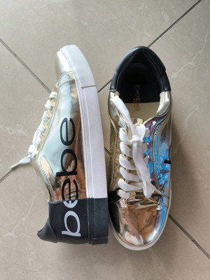 Bebe sport αθλητικά παπούτσια σαν καινούργια, μέγεθος 40, μαύρο και χρυσαφί